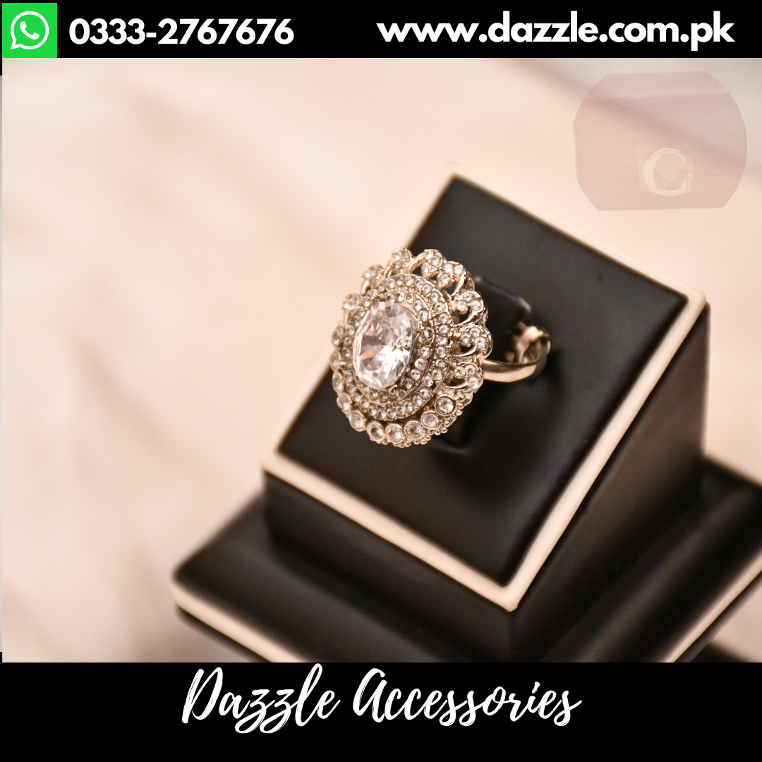 Buy quality Beautiful 0.18 ct solitaire diamond twisted ladies ring in  Bardoli