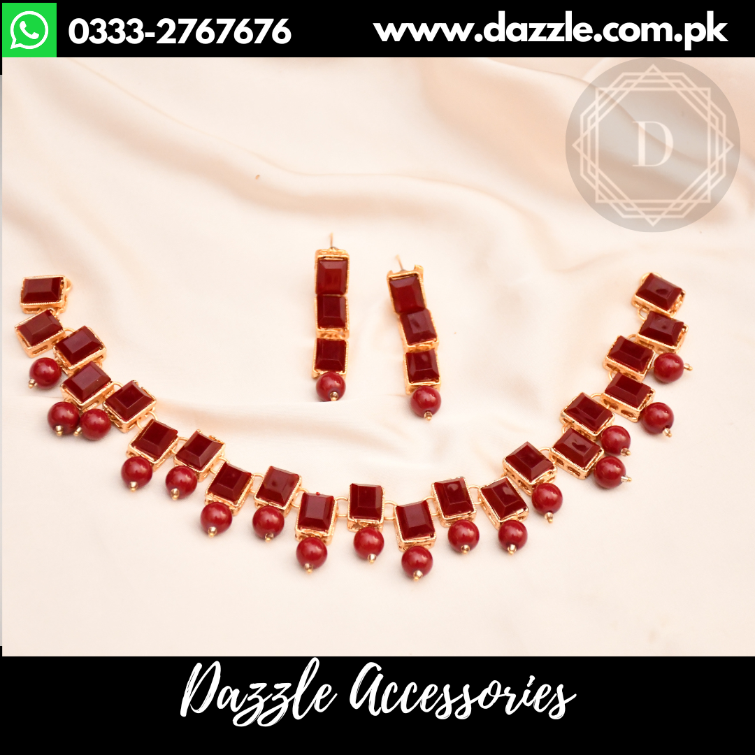 Maroon hot sale necklace set