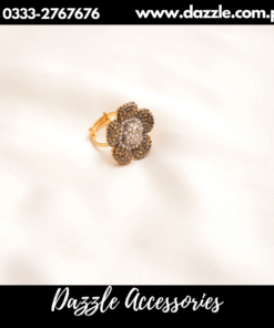 Black Floral Sparkling Ladies ring