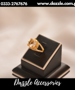 Goegeous 21 carat champagne ring