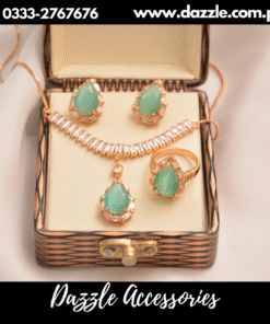 Gold plated mint green necklace set
