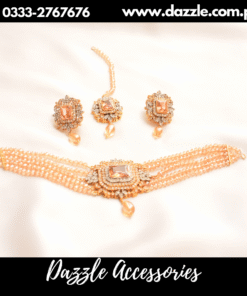 Golden Adorable Choker with earrings bindiya