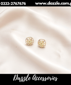 Min Golden Small Stud Earrings