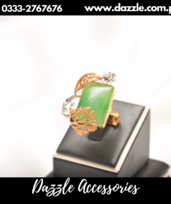 Artistic fresh green leaf gem ring