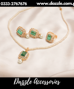Elegant green pearl pendant set