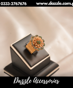 Stunning  green  floral Band ring