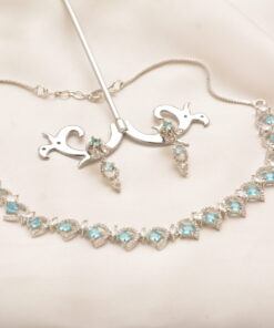 captivating silver mint set