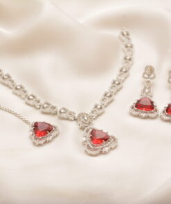 glamurous red silver set