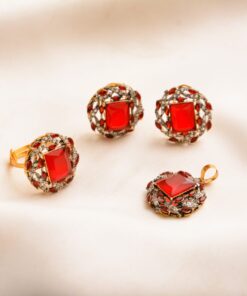 gorgeous red carat combo