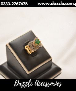 Inspiring green zirconia ring