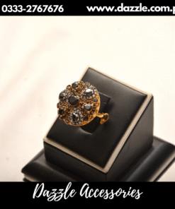 Trendy black  gold ring