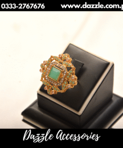 treaditional mint gold ring