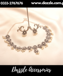 Heer vintage pearl chokar set