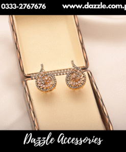 Lilac zirconia studs