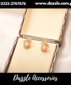 pretty mint pearl studs