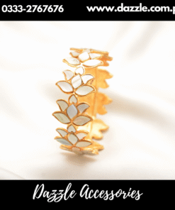 Madhu Baala pearl white kangan