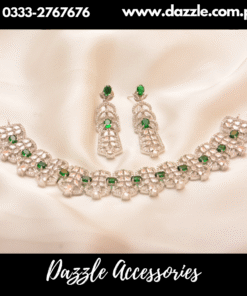 Emerald Green Silver Choker with Earrings