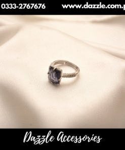 Purple sqaure gem ring