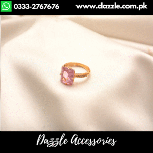 lilac gold sqaure gem ring