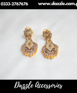 Decent lilac Zirconia earrings