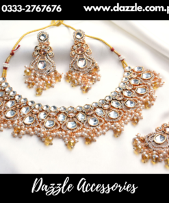Alluring golden Pearl Set