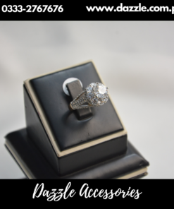 High Quality Diamond Look Ring Size